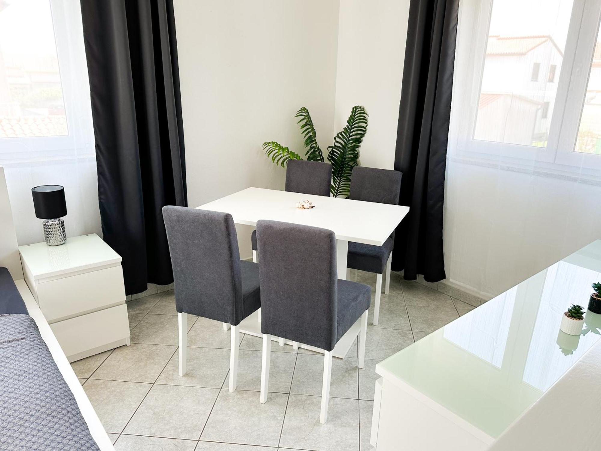 Sunside Apartments 普拉 外观 照片
